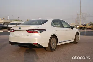 Toyota Camry GLE Híbrido 2.4L V4 2024 Usado en Perfectas Condiciones, Color Blanco, Bien Mantenido, Listo para Usar - Product Image 4