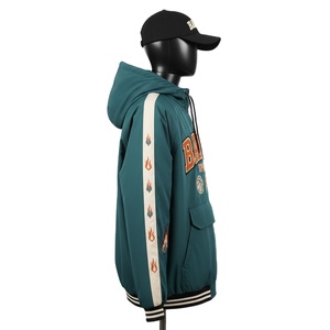 Veste coupe-vent pour homme en tissu polyester tissé, couleur sarcelle, panneau de manche, capuche, logo brodé personnalisé, veste coupe-vent pour homme - Product Image 3