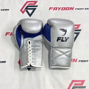 Guantes de Boxeo Profesionales FLY Morados Plateados Personalizados con Cordones, de Cuero Genuino, Antideslizantes, con Correa de Muñeca Ajustable y Acolchado Cómodo - Product Image 4