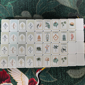 ชุดไพ่นกกระจอกอะคริลิค 160 ชิ้น ลายดอกบัวสีขาวลายกระดองเต่า สไตล์อเมริกัน สำหรับความบันเทิงประจำวันและเป็นของขวัญ - Product Image 3