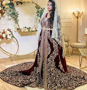 NOUVEAU-BELLE COULEUR MARRON FONCÉ DE CAFTAN AVEC ROBE DE TRAIL AVEC PERLE DE VERRE EN CRISTAL ORNÉ, PIERRE, TRAVAIL DABKA pour Mariage = 2025 - Product Image 1