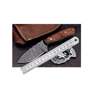 Couteau de chasse Damas fait à la main personnalisé avec du bois de ronce de noyer noir exotique pour le camping et le bricolage Support OEM disponible - Product Image 1