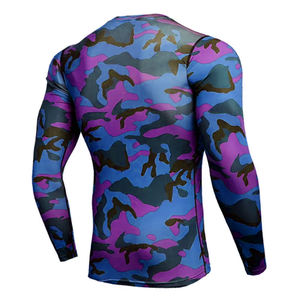 เสื้อรัดกล้ามเนื้อผู้ชาย เหมาะสำหรับใส่ซ้อนเลเยอร์ ใช้ได้ทุกวัน สไตล์สตรีท ออกกำลังกาย เนื้อผ้านุ่ม ไม่ยับ - Product Image 6