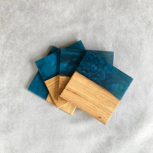 Posavasos de madera de resina epoxi cuadrados hechos a mano 4 juegos - Product Image 1