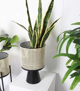 Jardineras de ratán para decoración de jardín con soporte de hierro jardinera de ratán natural con soporte negro de pie de suelo grande a bajo precio - Product Image 3