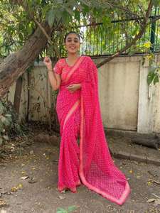 Top vente haute qualité indien Saree dernière conception Georgette tissu lourd broderie travail confortable élégant mariages fêtes - Product Image 3