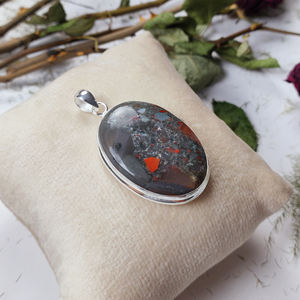 Bisel de piedras preciosas de piedra de sangre africana de Plata de Ley 925, colgante de forma ovalada única, joyería fina - Product Image 4