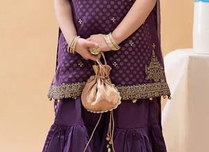 Lehenga Choli Royal Pakistanais pour Filles, Tenue Formelle Brodée Fantaisie pour Mariage, Fêtes et Événements, Tissu Acrylique de Haute Qualité - Product Image 2