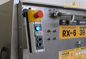 Rompehuevos OVO-TECH RX-6, Capacidad 39000 Huevos por Hora, Cuerpo de Acero Inoxidable 304, Totalmente Automático, Uso Comercial y de Hostelería - Product Image 6