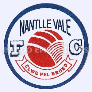 BADGE BRODÉ À LA MACHINE - Product Image 1