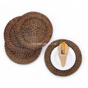 Assiette de présentation en rotin vietnamien traditionnel, fabriquée à la main à partir de matériaux naturels, pour la décoration de table et le service - Product Image 2