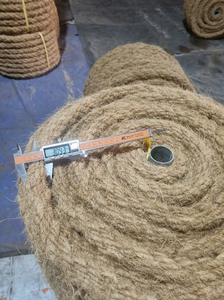 Corde en fibre de coco écologique pour usage industriel marin et décoratif - Product Image 5