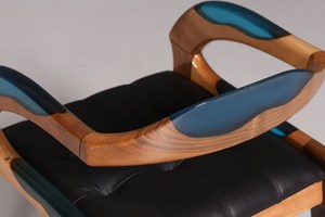 Élégante chaise de salle à manger en bois et époxy faite à la main pour les intérieurs de maison modernes pour les meubles de maison - Product Image 6