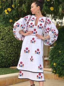 Vestido largo bohemio Vintage bordado pesado trabajo globo Puff manga larga ucraniano abrigo Maxi Vyshyvanka vestido de lino para mujer - Product Image 4