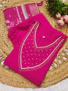 Soie romaine de qualité supérieure avec pantalon Kurti de travail à la main et fabricant de mode pour femmes Dupatta de Surat au taux le plus bas - Product Image 3