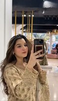 Las mujeres musulmanas usan todo Zari y encaje borde trabajo Georgette tela paquistaní Salwar traje para Eid y Ramdan mes especial