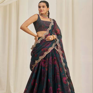 Nouveau Style Bollywood à la mode Wedding Party Wear brodé Lehenga Choli pour les femmes portent fournisseur en gros exportations Surat Inde - Product Image 1