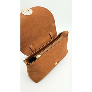 Autentica Borsa a Spalla da Donna Italiana con Design Strutturato in Vera Pelle Scamosciata e Pelle Dollaro - Art. 26042 - Product Image 2