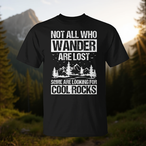 Cool Rocks Seekers Wanderlust T-Shirt pour ceux qui ne sont pas perdus mais en quête - Product Image 3