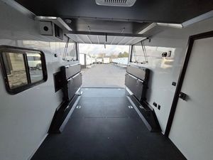 Nouvelle caravane de voyage moderne, étanche, pour transporter des véhicules, camping-car, remorque fermée, UTV/ATV, climatisation, 4 personnes, motorhome - Product Image 6