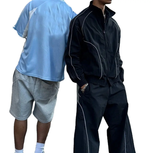 Conjunto Deportivo Personalizado para Hombre de Poliéster/Algodón, Chaqueta Cortavientos Transpirable con Capucha para Invierno, Pantalones de Alta Calidad para Fitness, Estilo Casual - Product Image 3