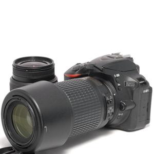 Cámara Nikon D5600 Económica y de Alta Calidad - Product Image 1