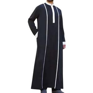 Túnica Negra con Detalles en Blanco para Hombre, Kandura Saudí, Jubba Islámica, Dishdasha Árabe, Elegante Túnica Larga para Ocasiones Formales - Product Image 2