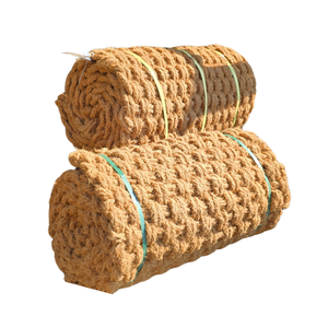 Produit phare : Tapis en fibre de coco durable pour les projets d'aménagement paysager et le développement d'infrastructures vertes - Product Image 1