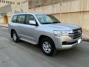 4.5L V6 2020 Leather Seats <b>Panoramic</b> Sunroof Automatic Transmission Used Dark Interior 5 Seats 360 Rear <b>Camera</b> Touch Screen - Product Image 2