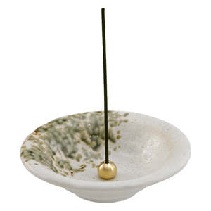 ชุดจานวางเครื่องหอมเซรามิกแบบดั้งเดิมและเตาเผาเครื่องหอมทองเหลือง - สีขาว - Product Image 1