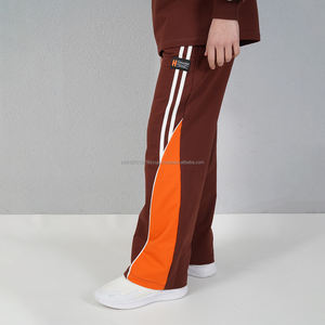 Vente en gros Ensemble de survêtements rayés à col rond en tissu à deux fils pour garçon de haute qualité de Turquie pour enfants - Product Image 3