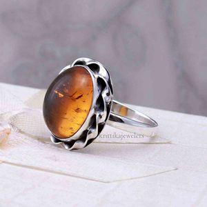 Vente en gros de bagues en argent sterling 925 avec pierre d'ambre faites à la main en Inde pour l'exportation de bijoux de qualité pour mariages, cadeau de Saint-Valentin - Product Image 4