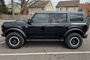 Bronco Outer Banks 2022, inspecté, EcoBoost V6, 4 roues motrices, pack Sasquatch - Product Image 3