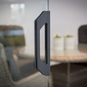 Poignées en aluminium de couleur noire de luxe <span class=keywords><strong>RAL</strong></span> 9005 Poignée de porte coulissante en verre de 10mm pour système de porte coulissante de véranda extérieure - Product Image 2
