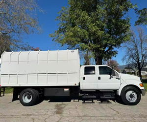 รถบรรทุกฟอร์ด F-650 ครูว์แค็บ ปี 2015 สภาพดี พร้อมส่งออก - Product Image 2