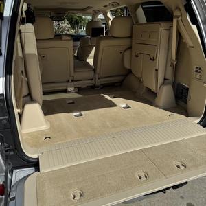 รถ Lexus LX 570 V8 ปี 2014 สภาพดี ใช้งานมาแล้ว แพ็คเกจหรู ขับเคลื่อน 4 ล้อ  ปรับแต่งน้อยมาก - Product Image 5