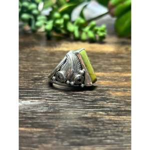 Navajo Handmade Royston <b>Turquoise</b> Sterling Silver Cluster <b>Ring</b> Size 7.25 - Product Image 3