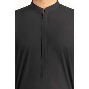 ชุดสูทผู้ชายสีดำปักลายดอกไม้ทรงเข้ารูป คุณภาพสูง ผ้าโพลีเอสเตอร์ แจ็คเก็ตแบบกระดุมแถวเดียวและสองแถว ปิดด้วยซิป แบบ 2 ชิ้น MOQ - Product Image 2