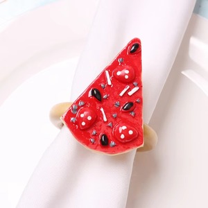 Servilletero con diseño de pizza, accesorio de Decoración de mesa divertido y único para fiestas y eventos de comedor en casa, aspecto elegante peculiar y juguetón - Product Image 4
