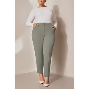 Pantaloni taglie forti che offrono eleganza e Comfort insieme - Product Image 4