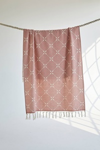 Serviette turque en tissu éponge Carmen, Jacquard, Terracotta, 36x66 pouces - Product Image 2