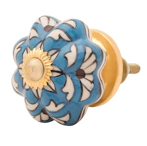 Boutons de porte en céramique peints à la main entièrement personnalisables disponibles dans un vaste assortiment de modèles peints à la main - Product Image 2