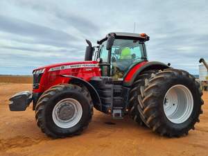 Tractor Massey Ferguson MF385 4X4 usado, maquinaria agrícola de bajo coste - Product Image 6