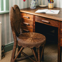 Chaise à dossier en forme de cœur en rotin naturel artisanal de haute qualité, meubles d'appoint tissés vintage, décoration rustique pour la maison, style classique élégant