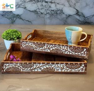 Plateau de service sculpté à la main en bois de manguier massif noyer cadeau idéal cadeau de pendaison de crémaillère de Noël - Product Image 2