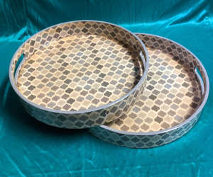 Plateau de service rond en bois le plus vendu artisanat artisanal de qualité avec motif imprimé pour la maison ou le service alimentaire par FWE - Product Image 2