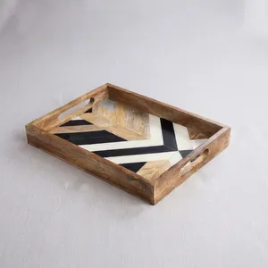 Plateau décoratif en bois de manguier rectangulaire avec incrustation géométrique en résine, motif abstrait, style moderne farmhouse, art en bois artisanal - Product Image 1