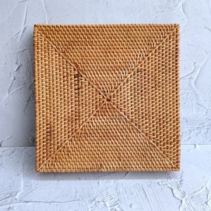 Bandeja Decorativa de Conchas Marinas Tejida a Mano en Ratán, Vajilla Artesanal, Perfecta para Renovar el Hogar en Navidad - Product Image 3