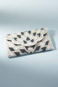 Sac à main léger brodé et perlé fait main, personnalisable en couleur et taille, idéal pour la décoration de fêtes de Noël - Product Image 4