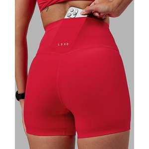 Elixir Short de sport ultra taille haute pour femme, 4 pouces, en spandex respirant, couleur rouge vif - Product Image 4